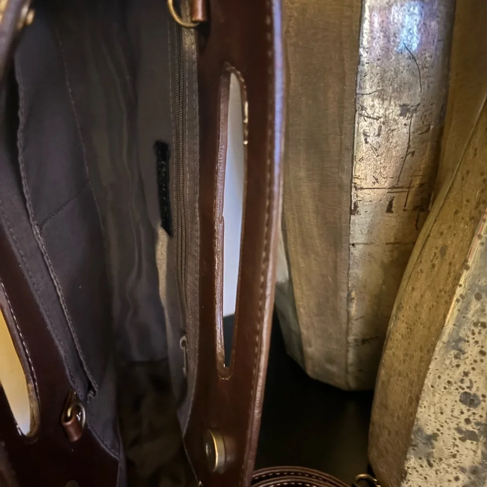 Vintage Rolfs Genuine Leather Elegant Brown Handbag.